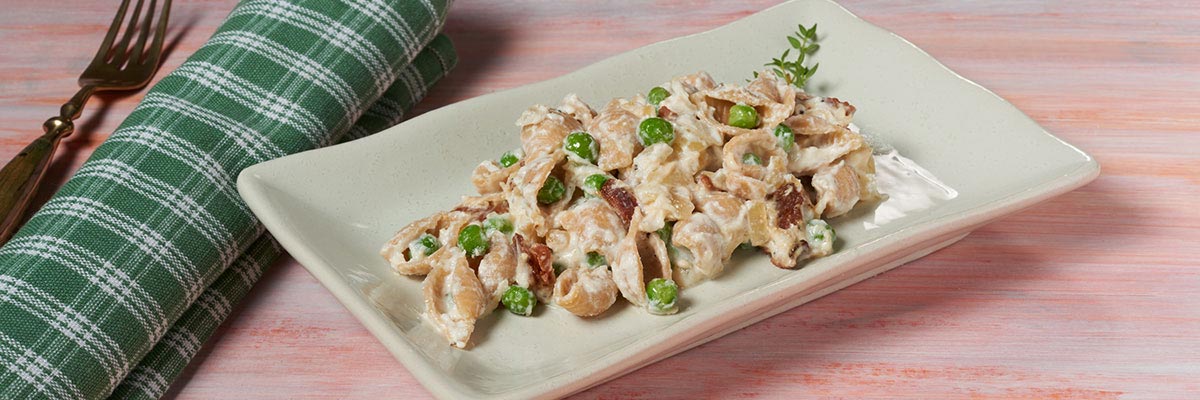 Creamy Shells with Peas and Bacon