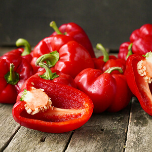 Red bell pepper is one of the foods good for kidneys