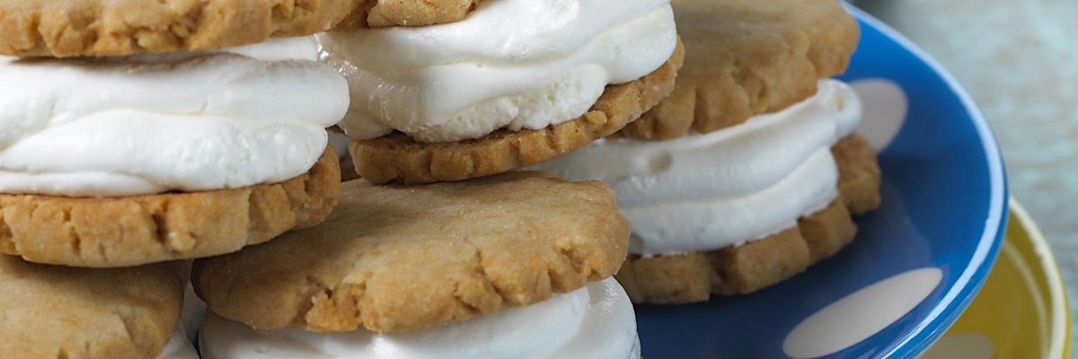 Frozen Sugar Cookie Sandwiches